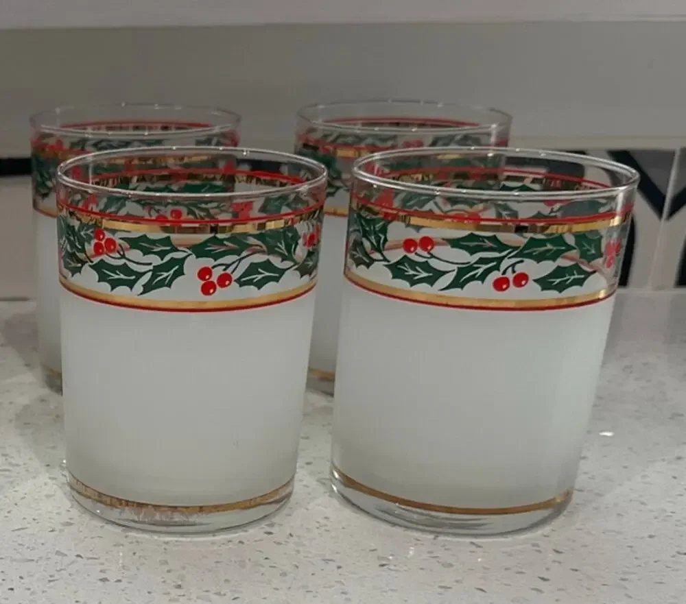 Vintage Set of 4 Culver 14-oz DOF Glasses Silk Screened & Gold Trim